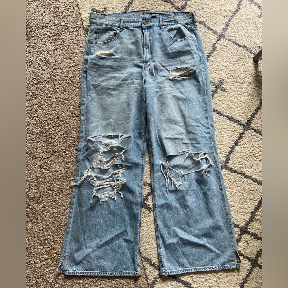 American Eagle Super High-Rise Baggy Wide Leg Jeans